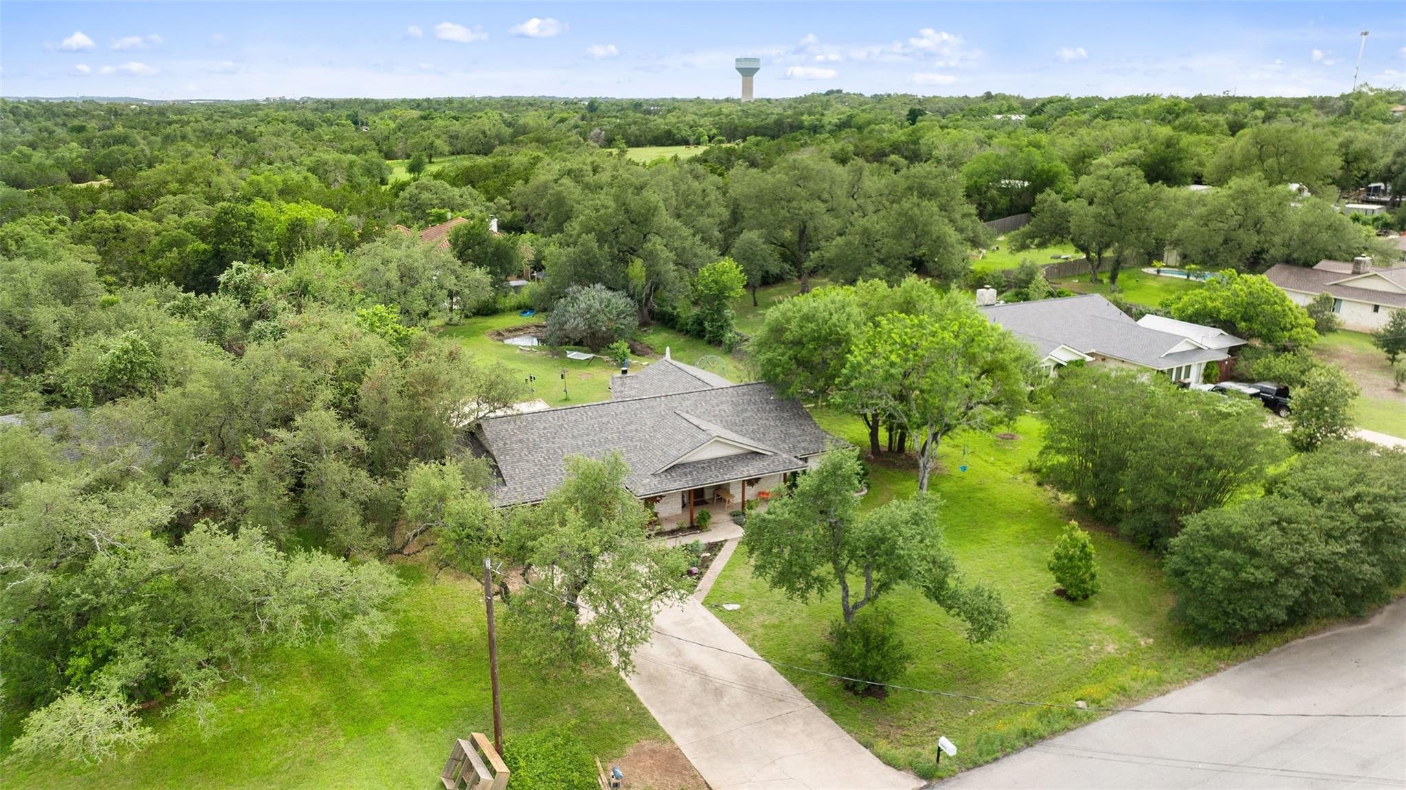 9905 Murmuring Creek Dr, Austin, TX 78736