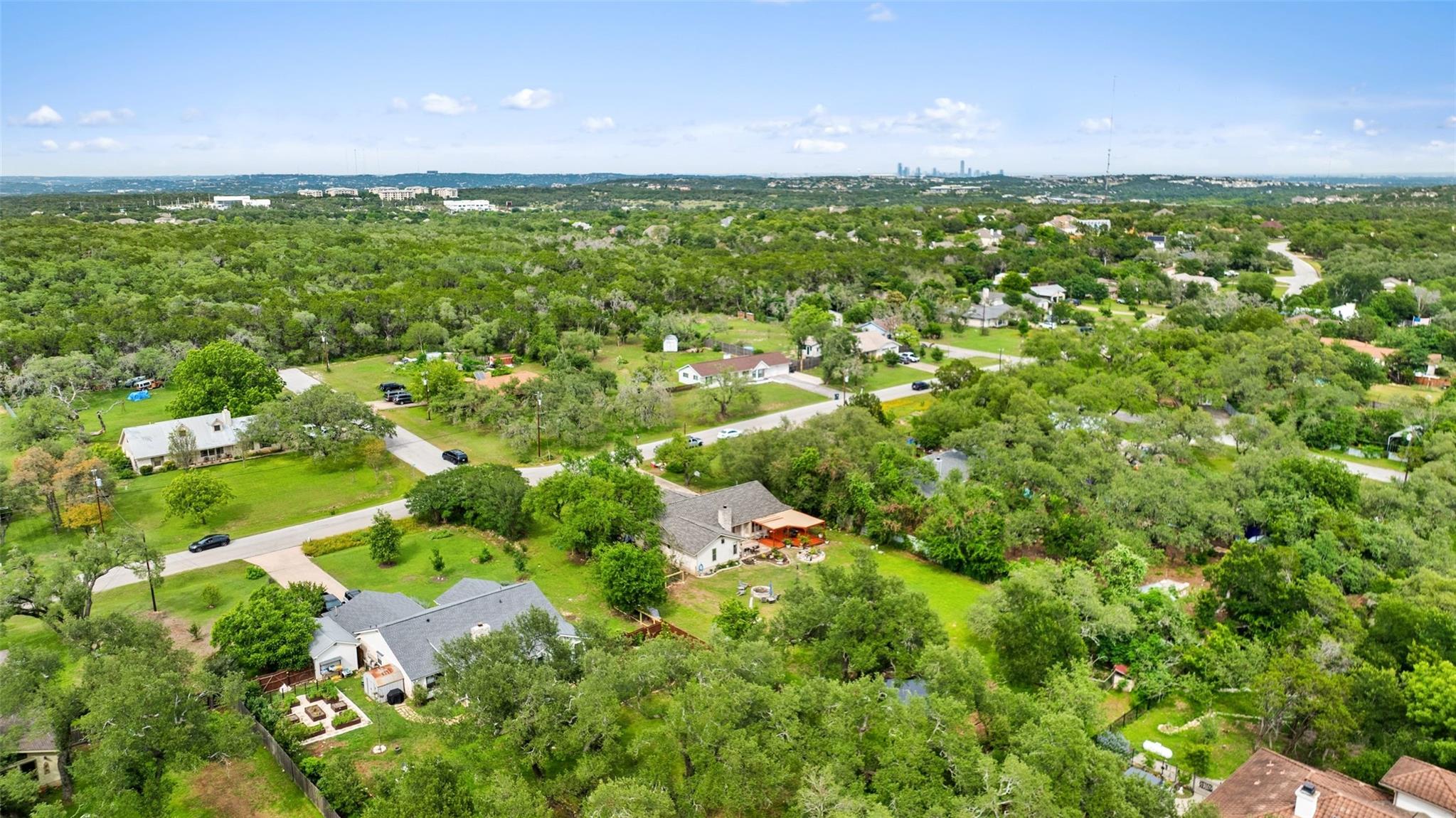 9905 Murmuring Creek Dr, Austin, TX 78736