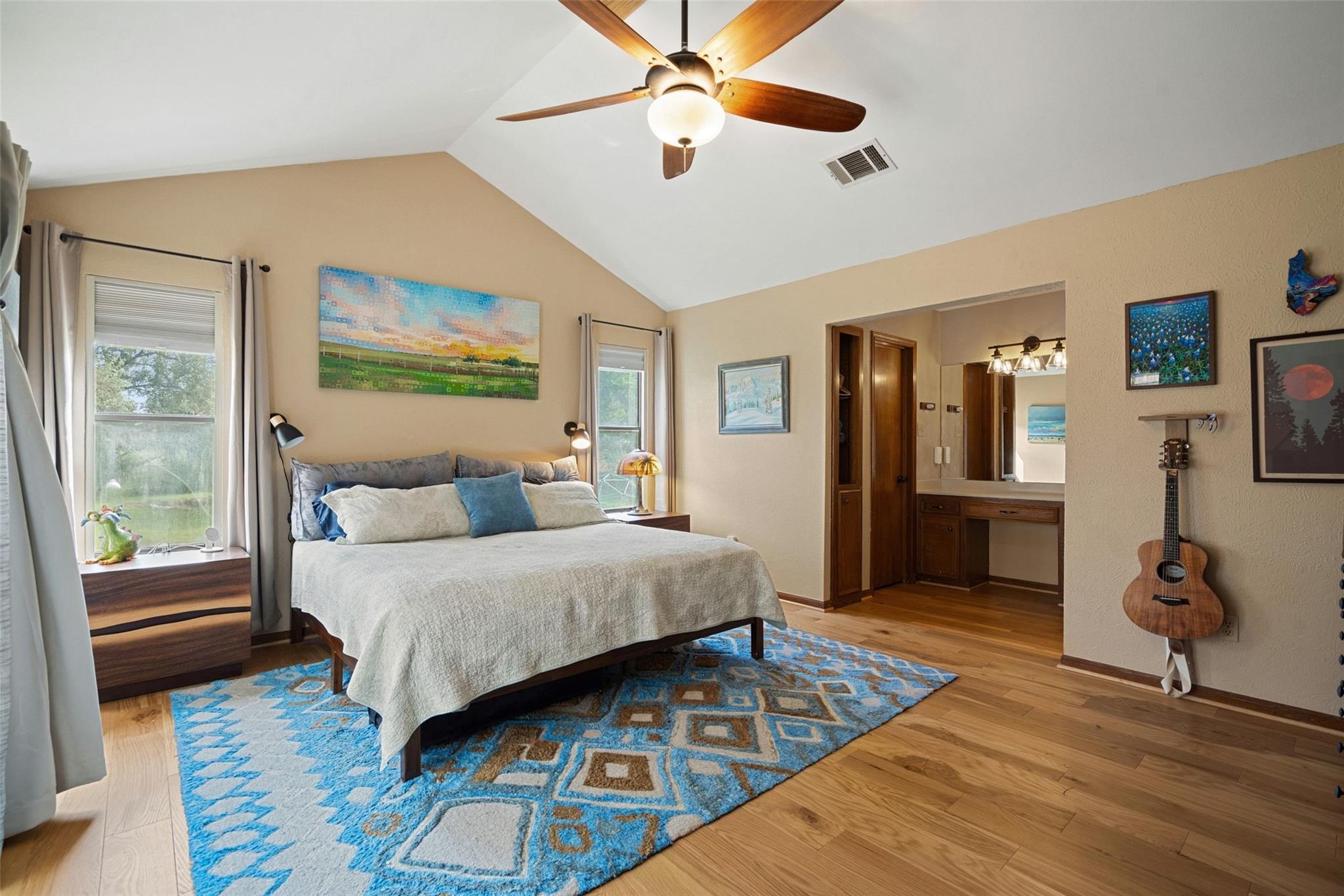 9905 Murmuring Creek Dr, Austin, TX 78736