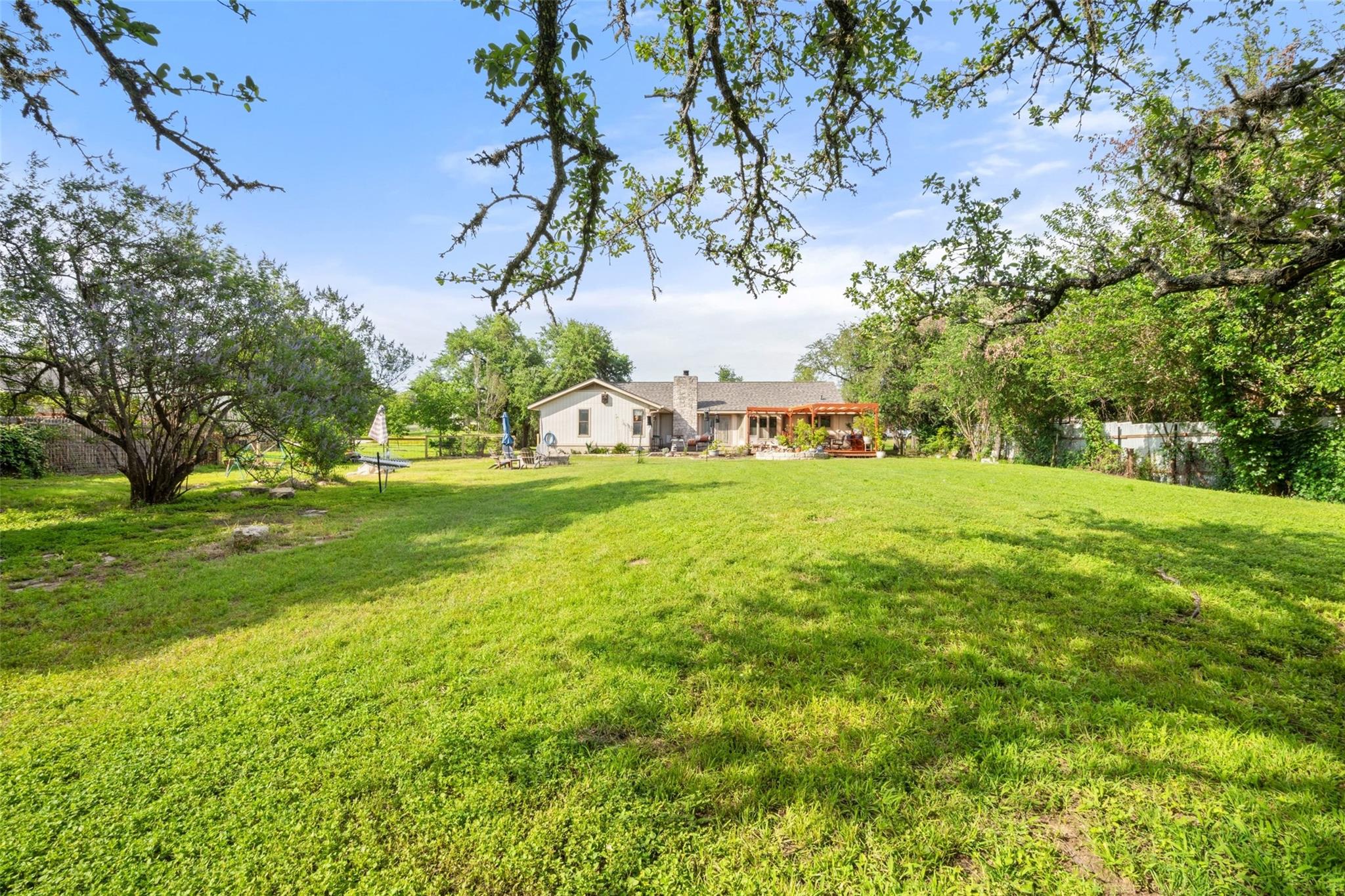 9905 Murmuring Creek Dr, Austin, TX 78736