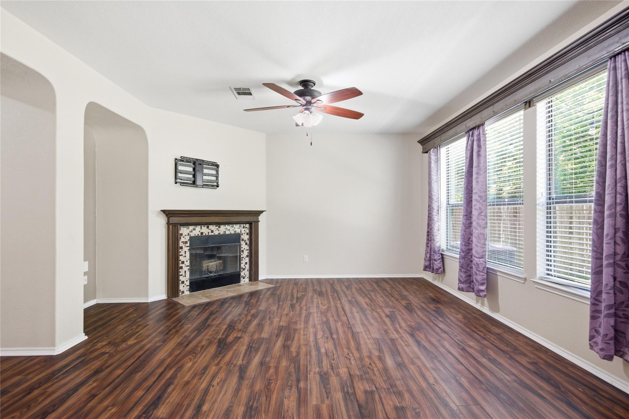 515 Clover Flat Rd, Cedar Park, TX 78613