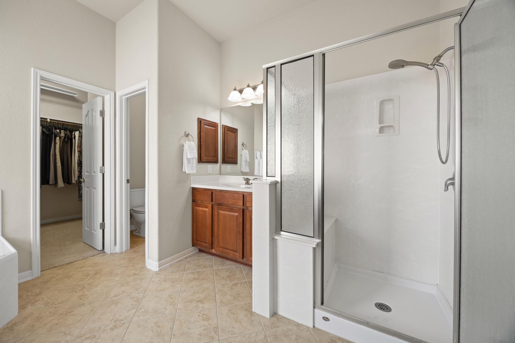 3509 Twin Branch Dr, Andice, TX 78613