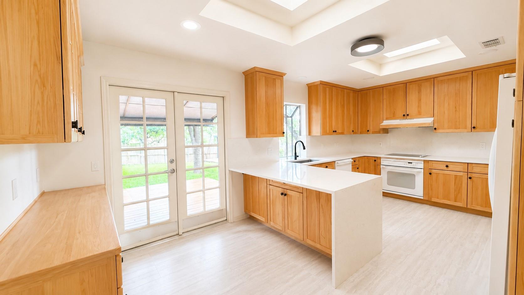 405 Ridgewood Rd, Austin, TX 78746