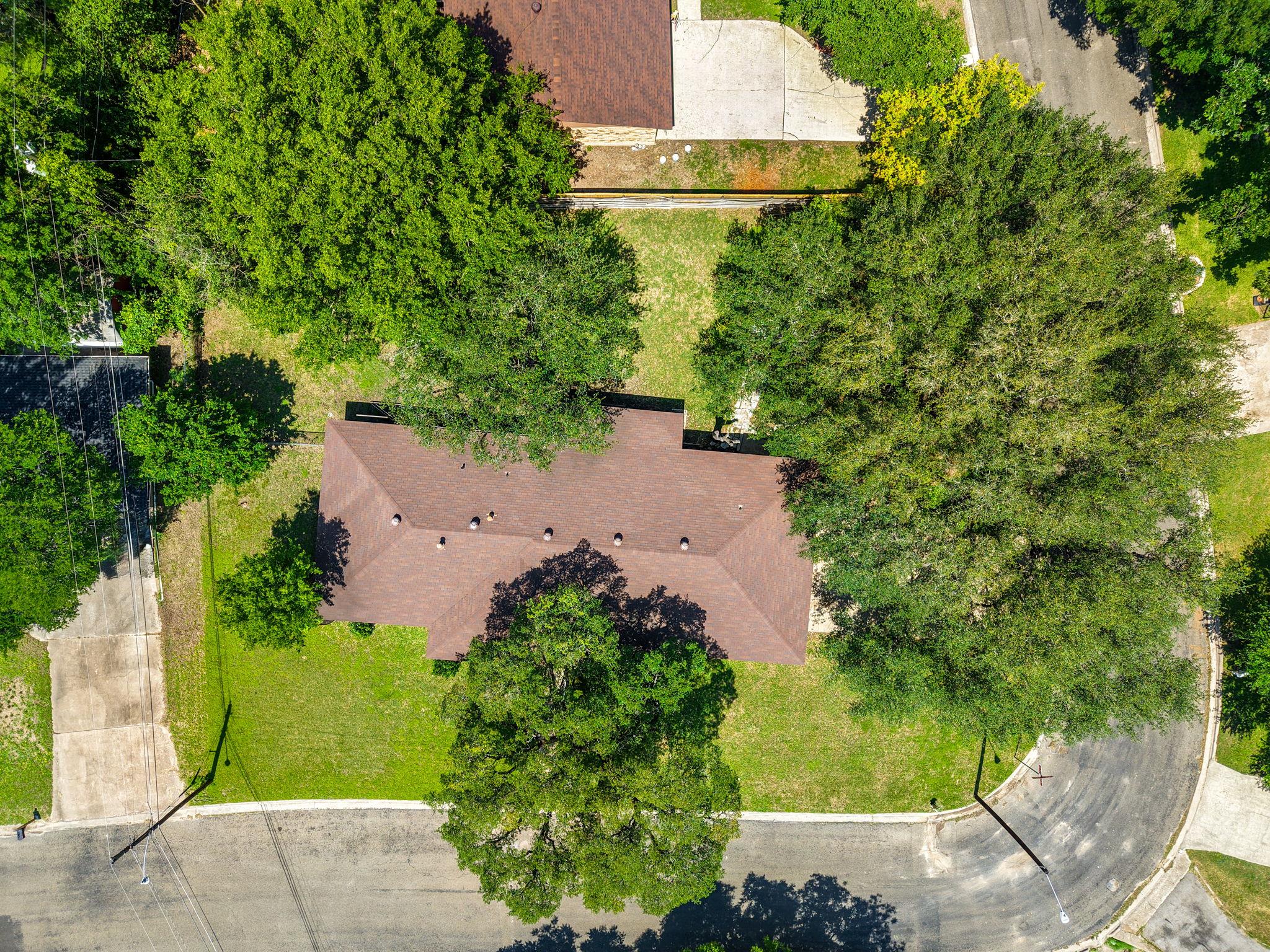 1318 Live Oak Dr, Belton, TX 76513