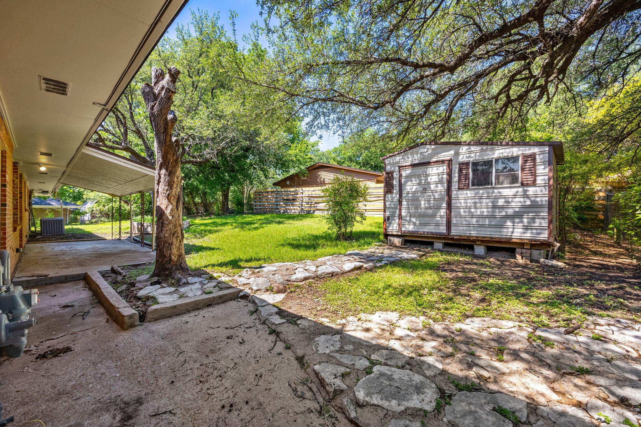 1318 Live Oak Dr, Belton, TX 76513