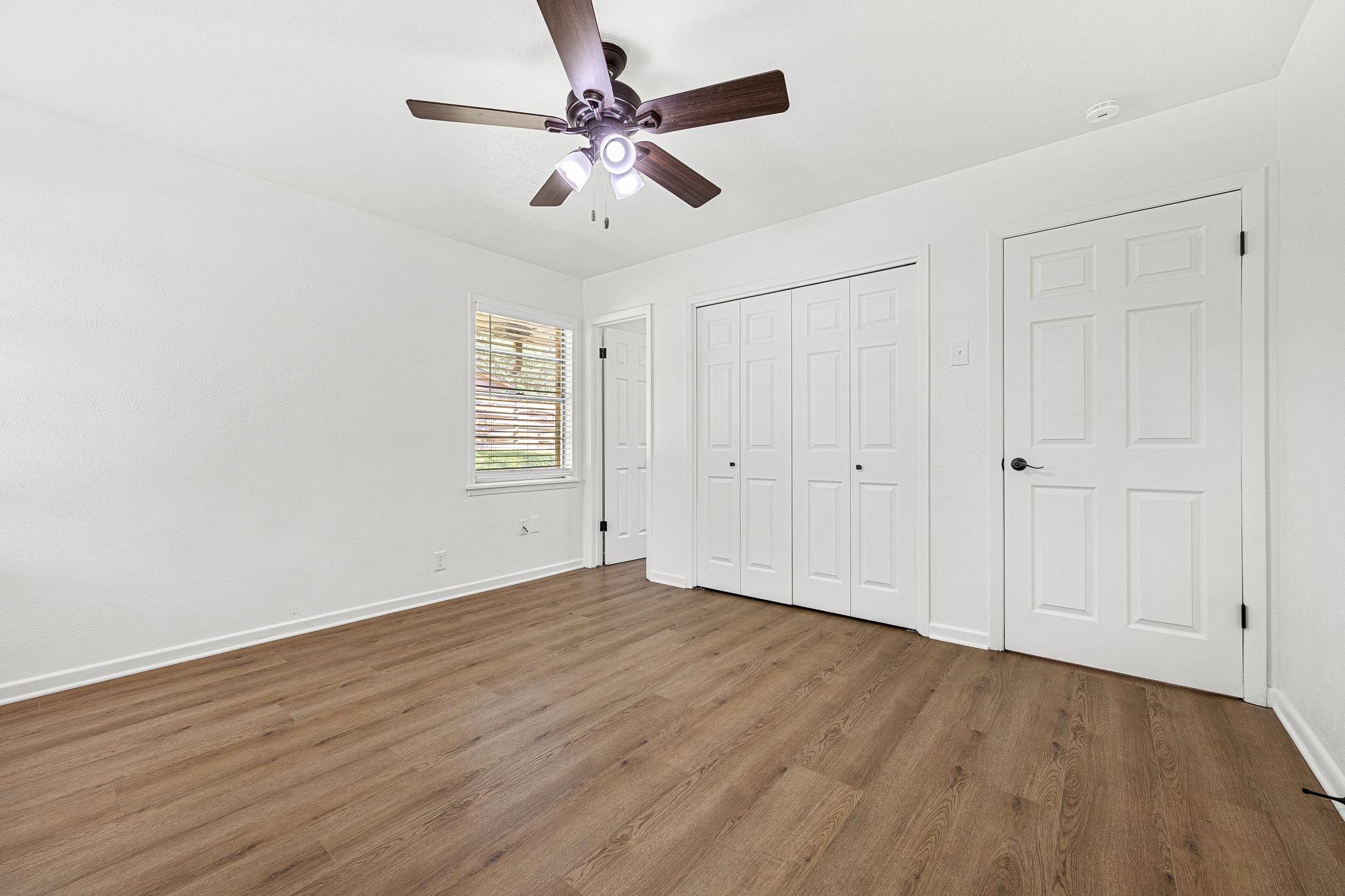 1318 Live Oak Dr, Belton, TX 76513