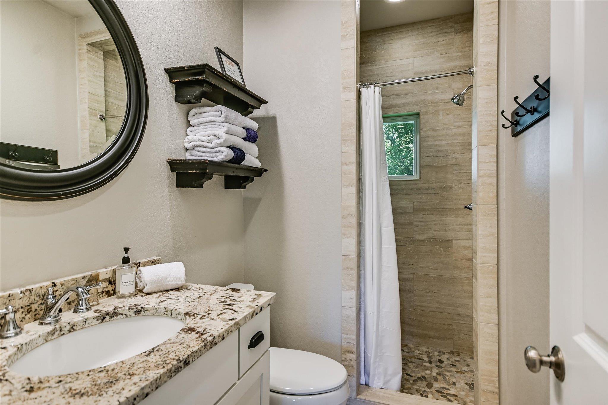 2700 Flite Acres Rd, Wimberley, TX 78676