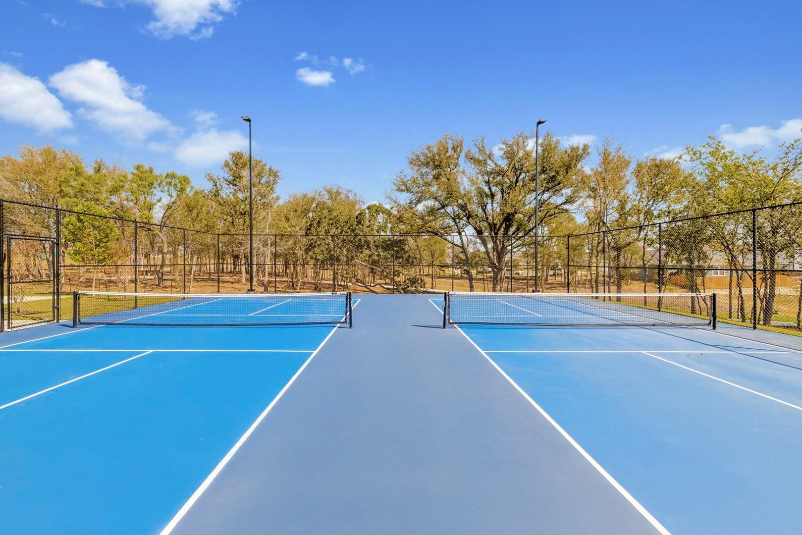 214 Hornet St, Elgin, TX 78621