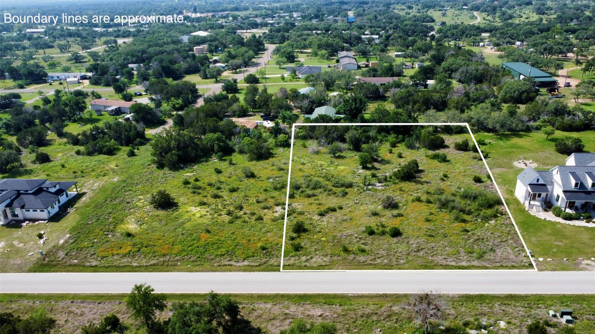 237 Spicewood Trails Dr, Spicewood, TX 78669