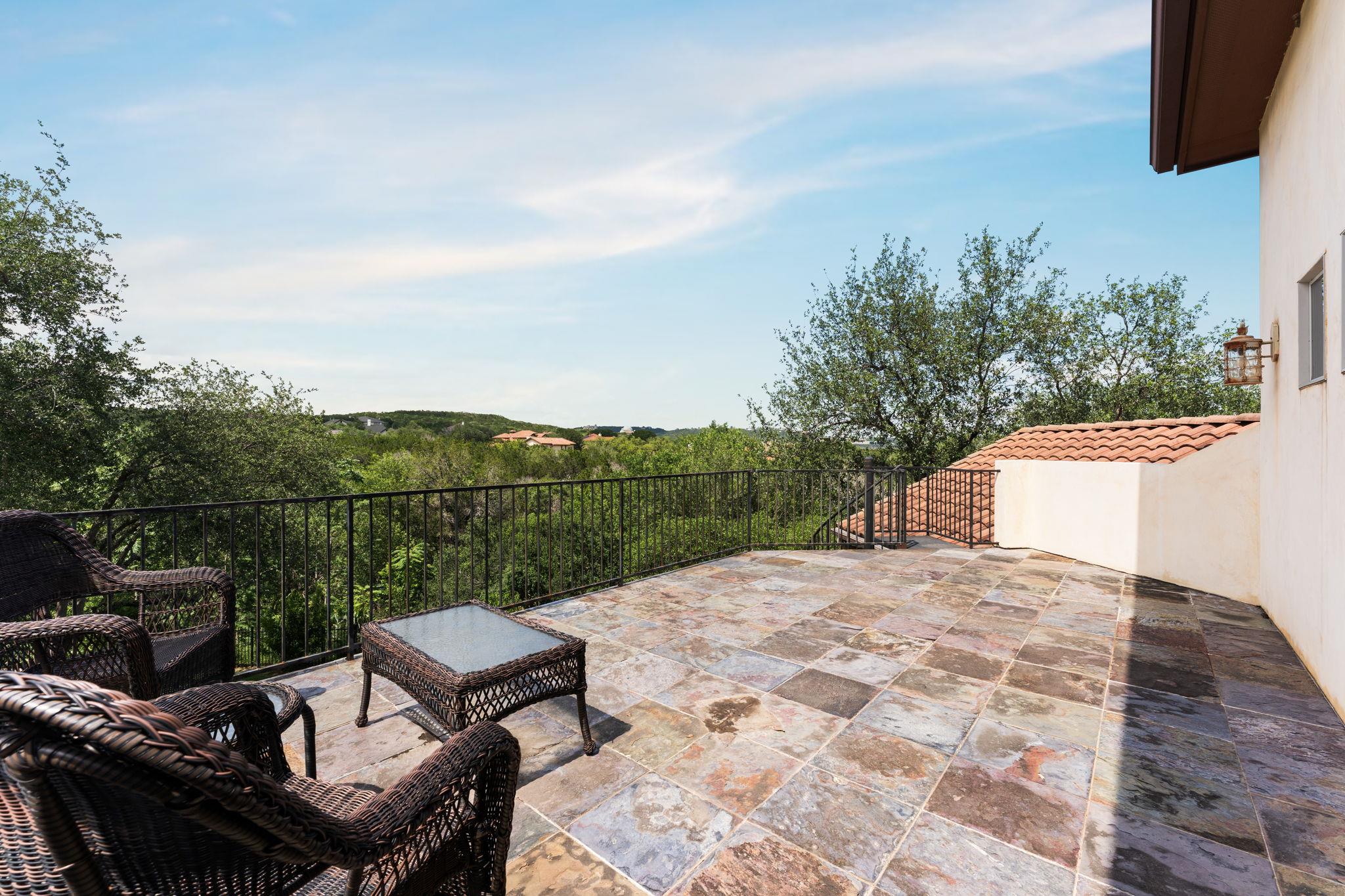 7220 Oak Shores Dr, Austin, TX 78730