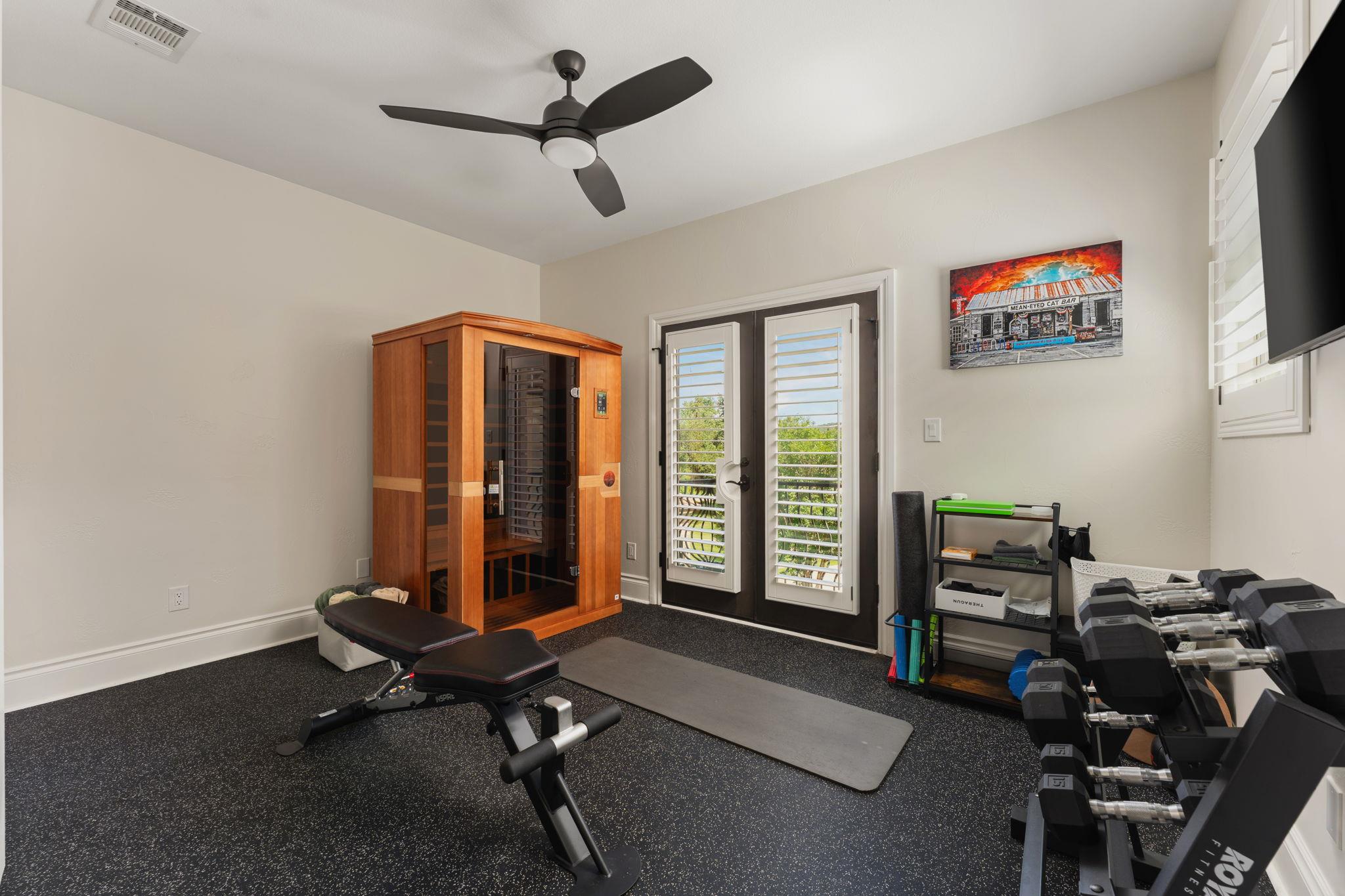7220 Oak Shores Dr, Austin, TX 78730