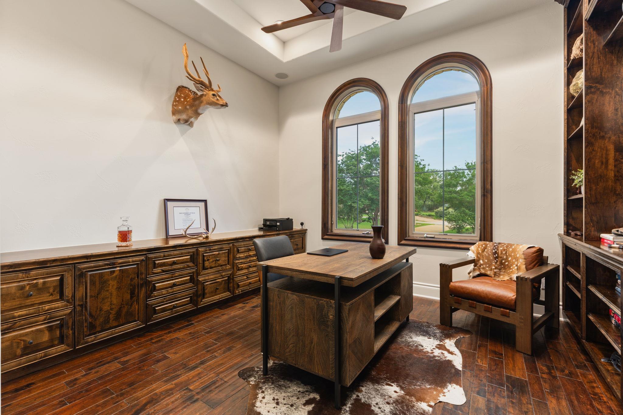 7220 Oak Shores Dr, Austin, TX 78730