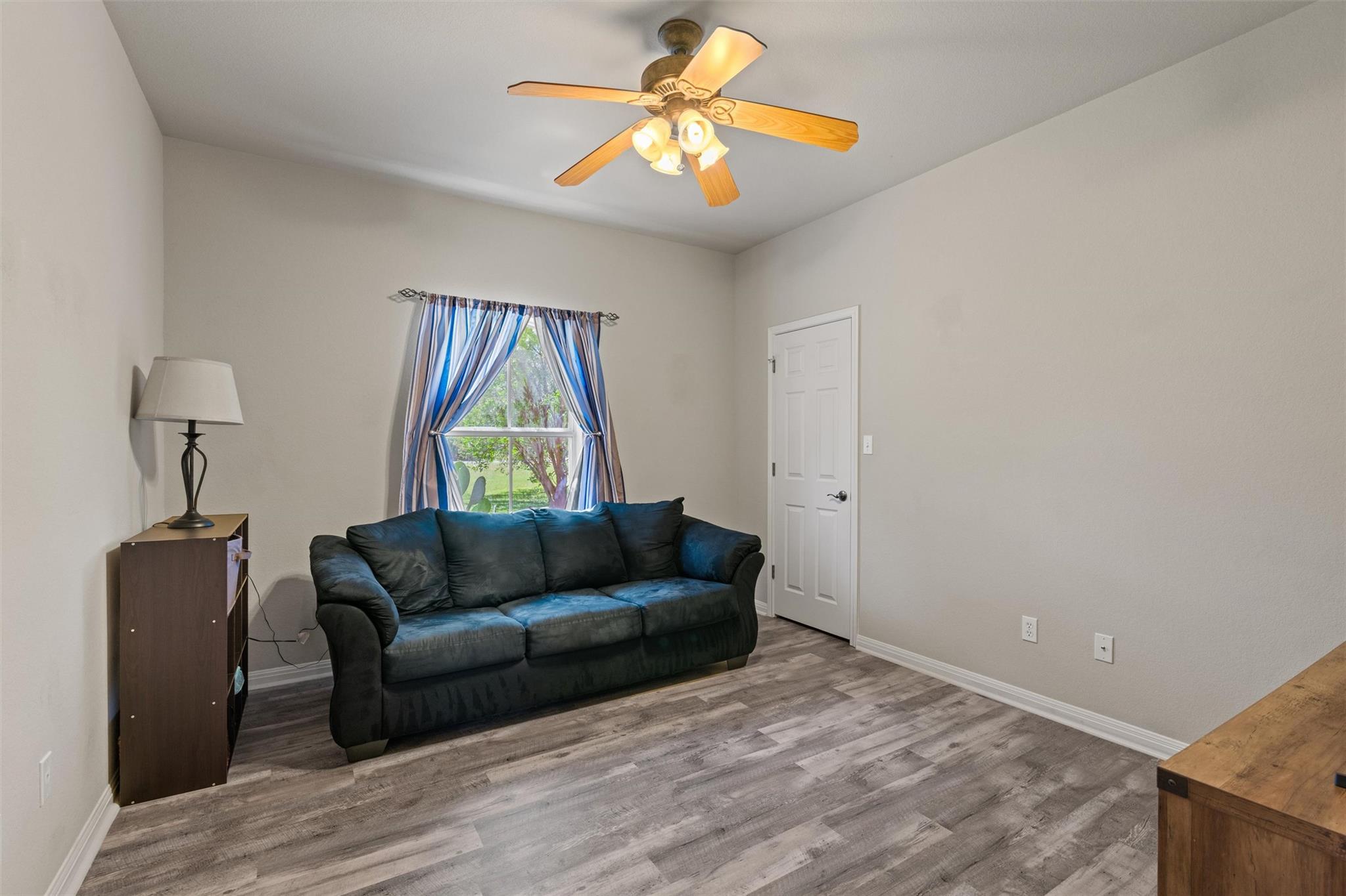 341 Richards Dr, Buda, TX 78610