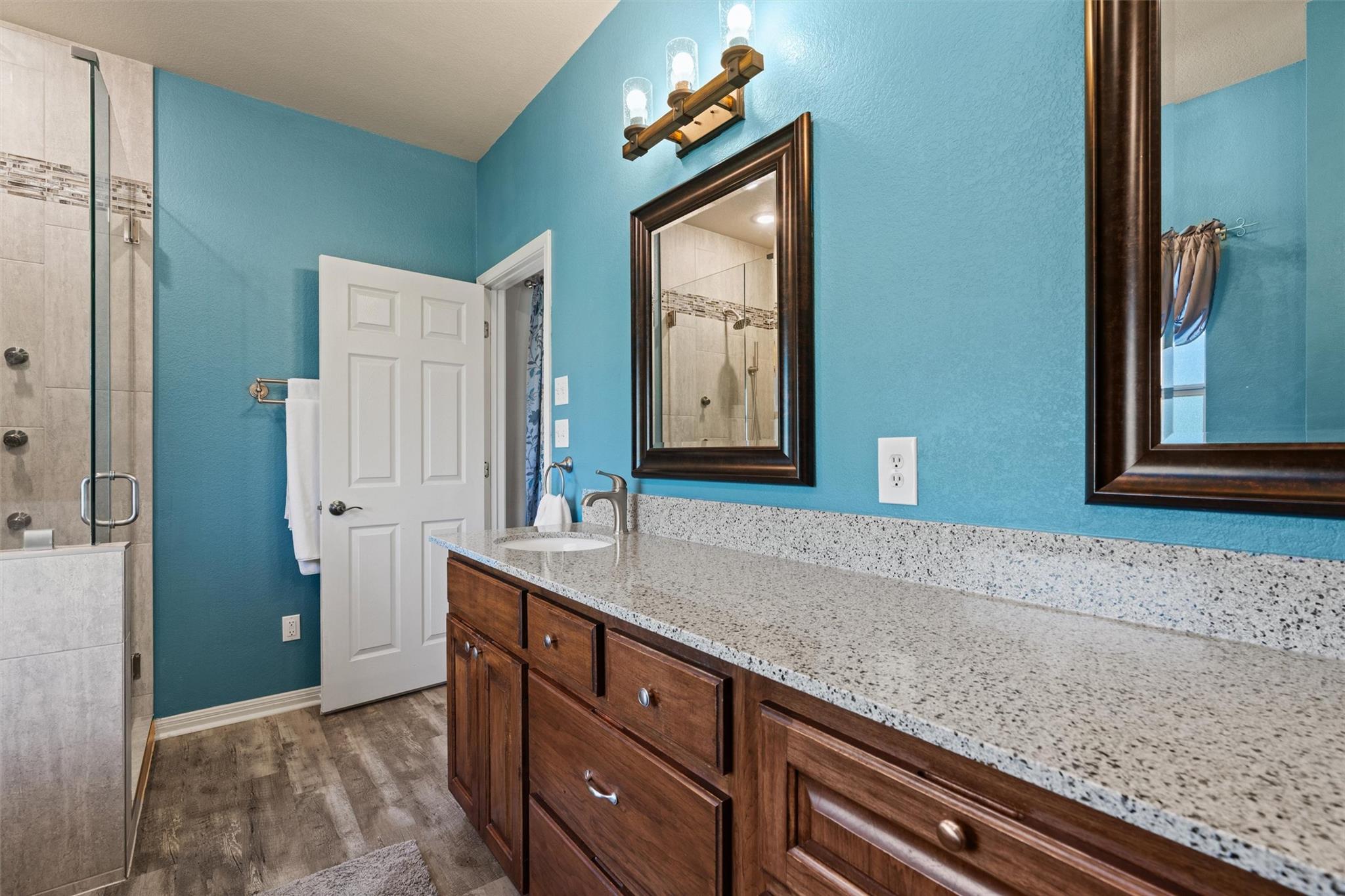 341 Richards Dr, Buda, TX 78610