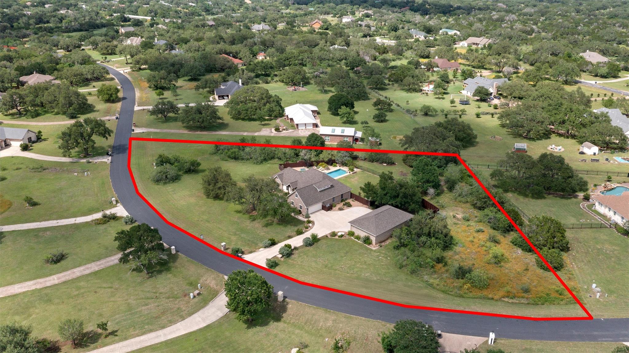 341 Richards Dr, Buda, TX 78610