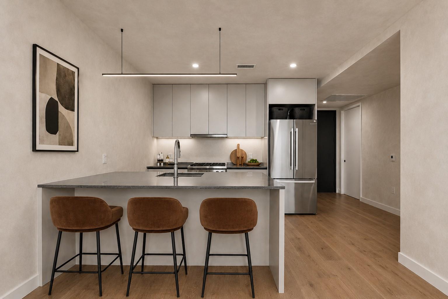 610 Davis St # 2110, Austin, TX 78701