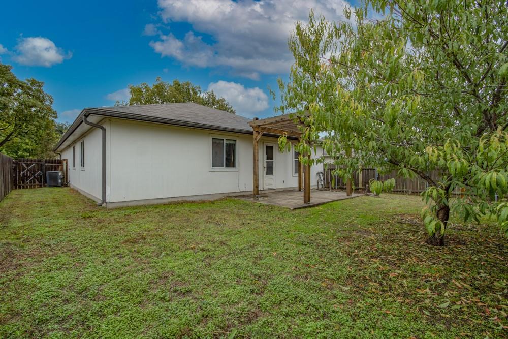 6905 Broad Brook Dr, Austin, TX 78747
