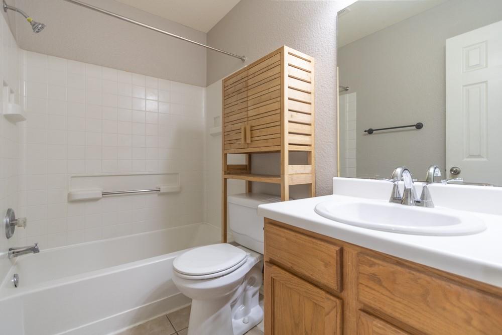 6905 Broad Brook Dr, Austin, TX 78747