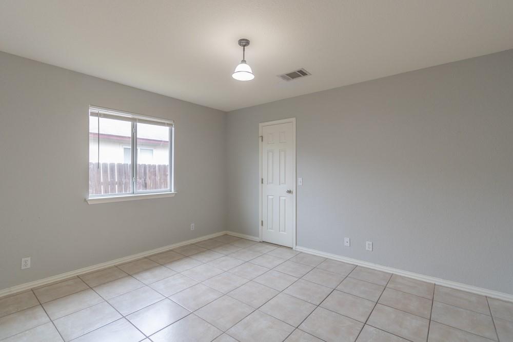 6905 Broad Brook Dr, Austin, TX 78747