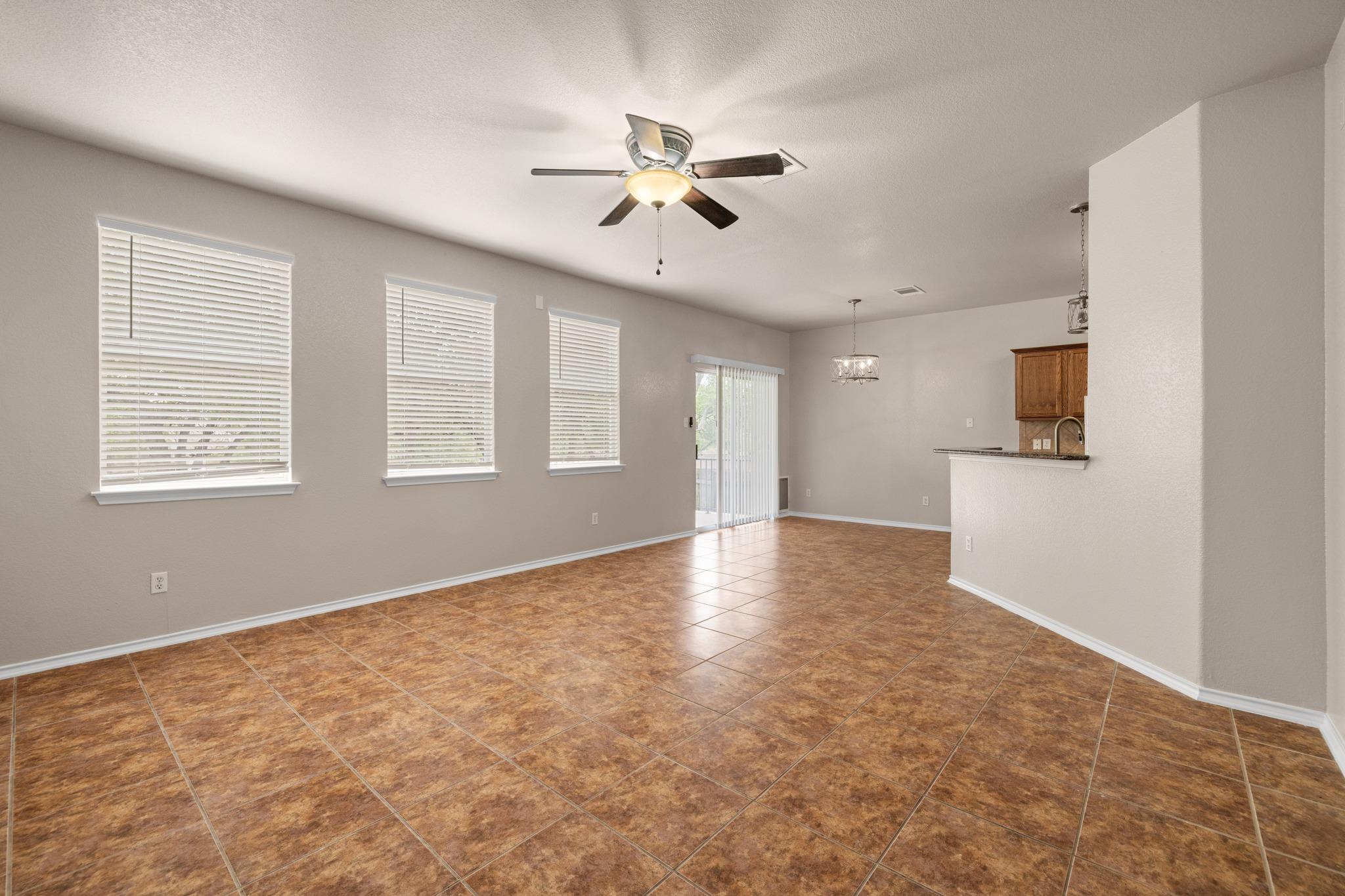 403 Red Hawk Dr, Leander, TX 78641