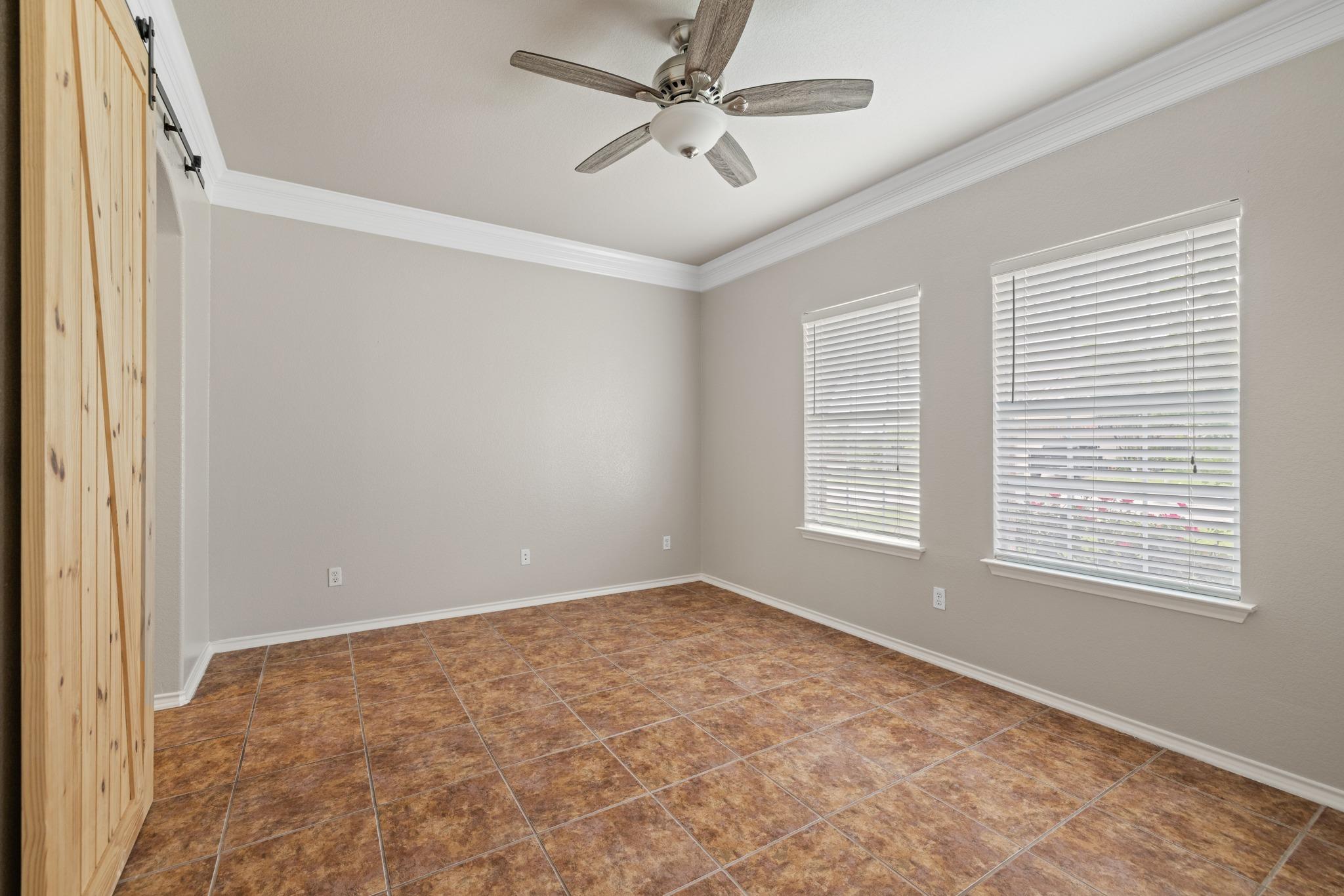 403 Red Hawk Dr, Leander, TX 78641