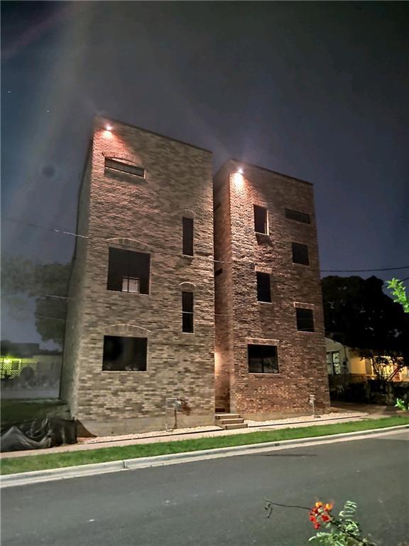 806 E Lydia St, Austin, TX 78702