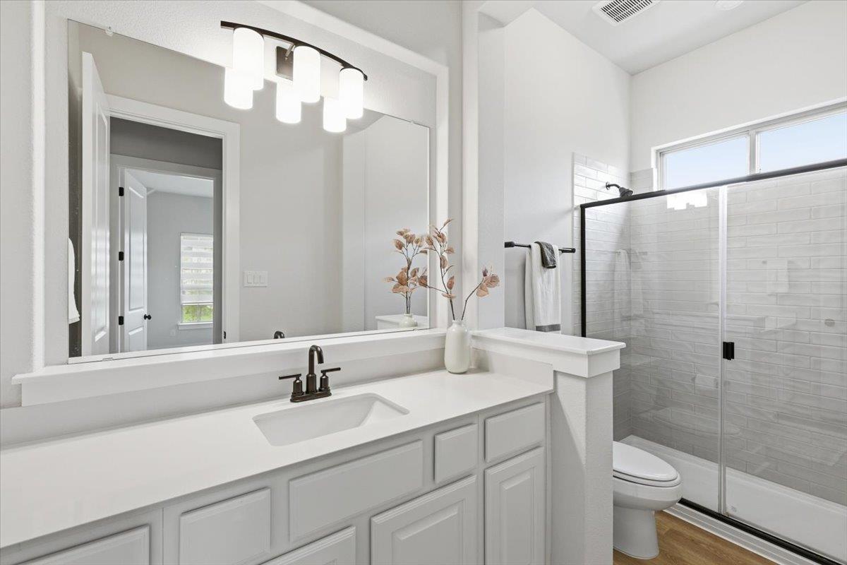 117 Peacevine Ln, Liberty Hill, TX 78642