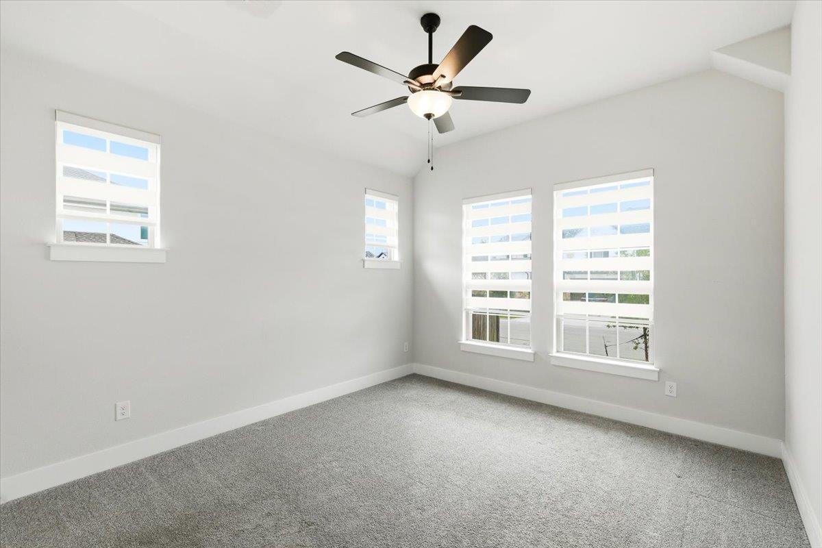 117 Peacevine Ln, Liberty Hill, TX 78642
