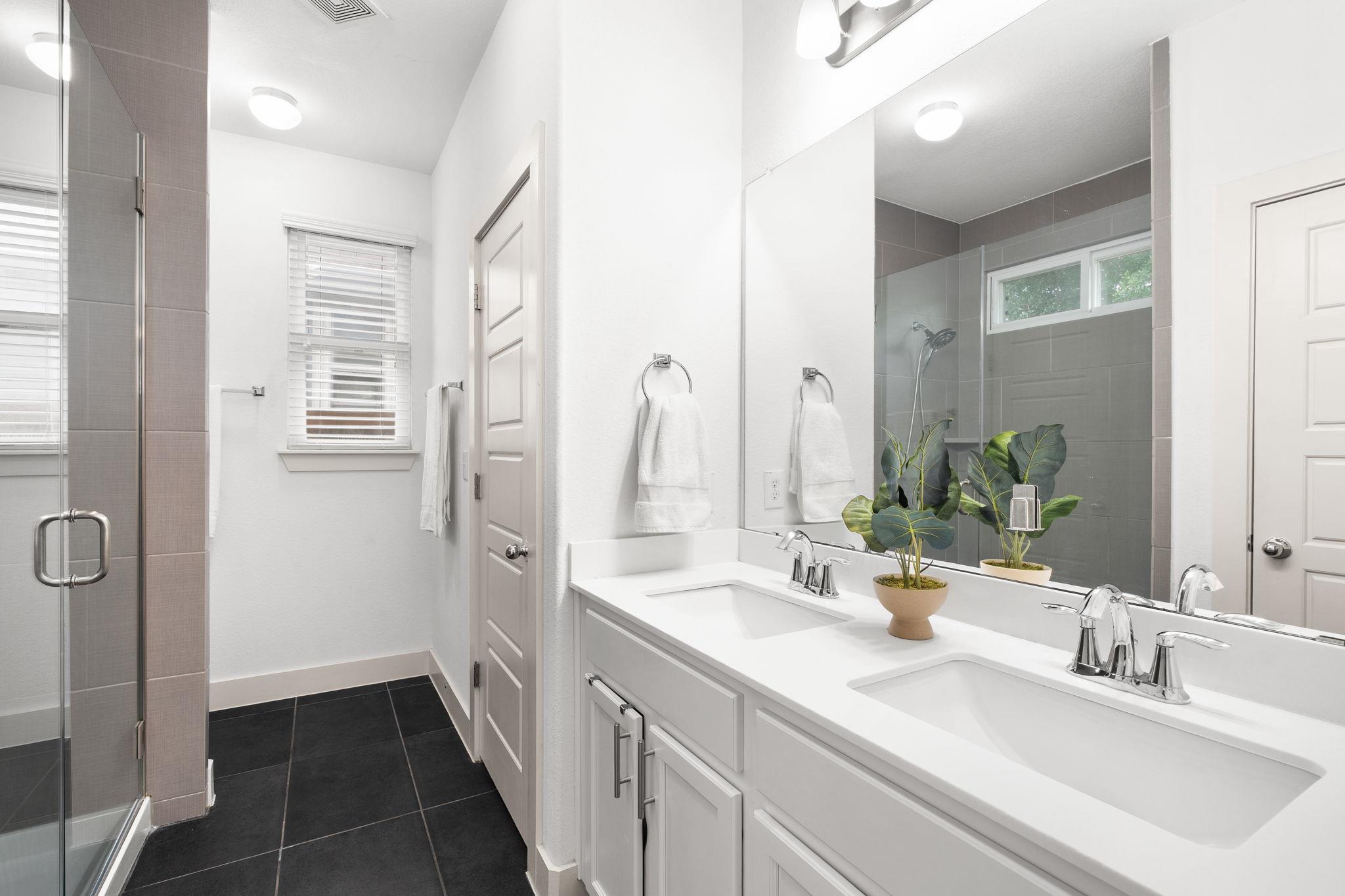2307 Hermia St # 24, Austin, TX 78741
