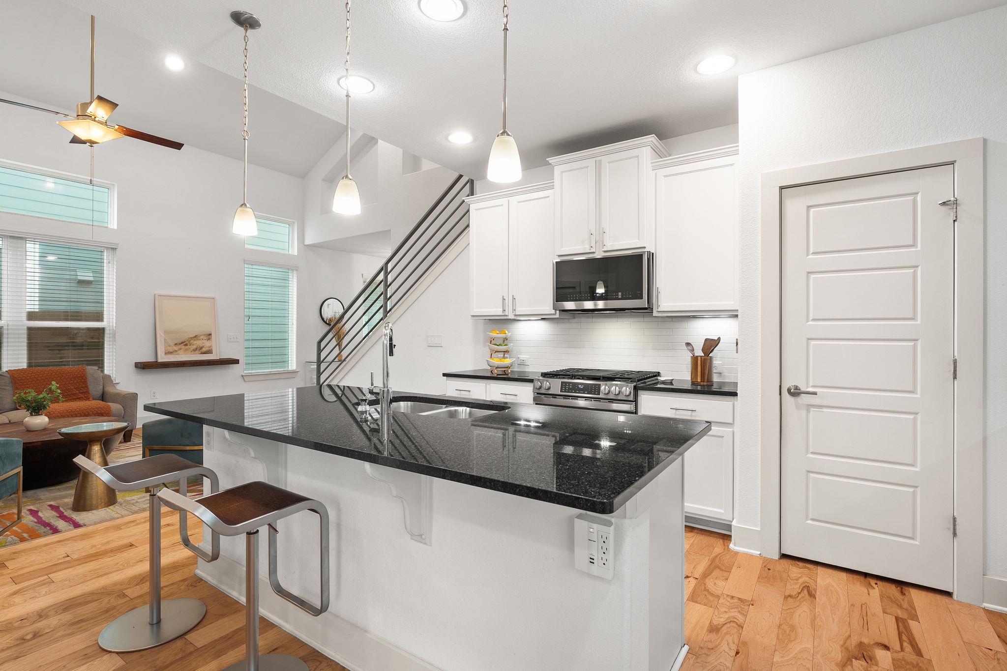 2307 Hermia St # 24, Austin, TX 78741