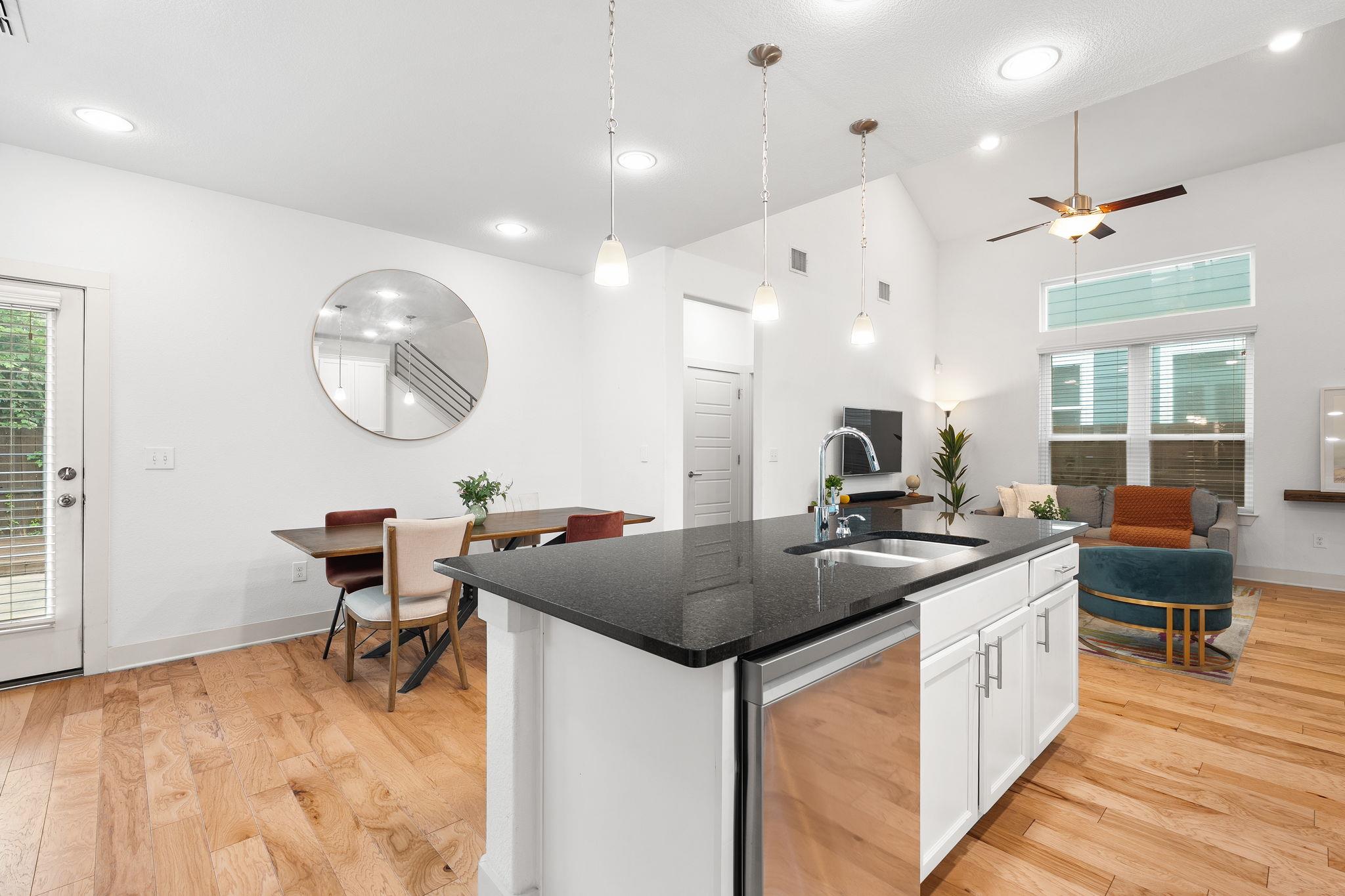 2307 Hermia St # 24, Austin, TX 78741