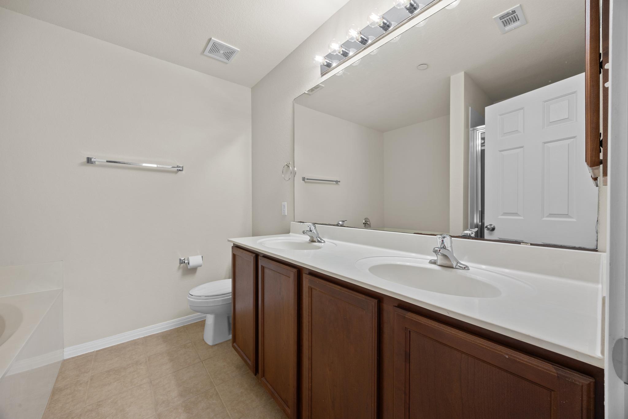 700 Mandarin Flyway # 2002, Cedar Park, TX 78613