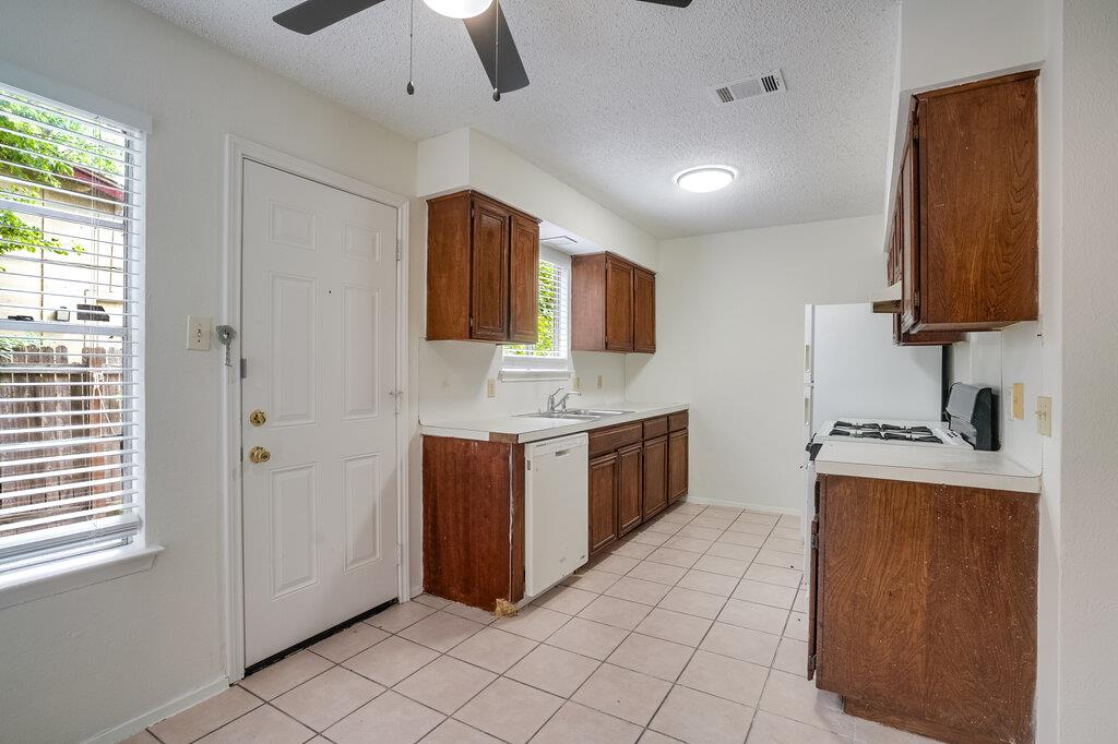 10310 Little Pebble Dr # B, Austin, TX 78758