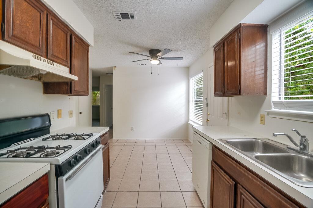 10310 Little Pebble Dr # B, Austin, TX 78758