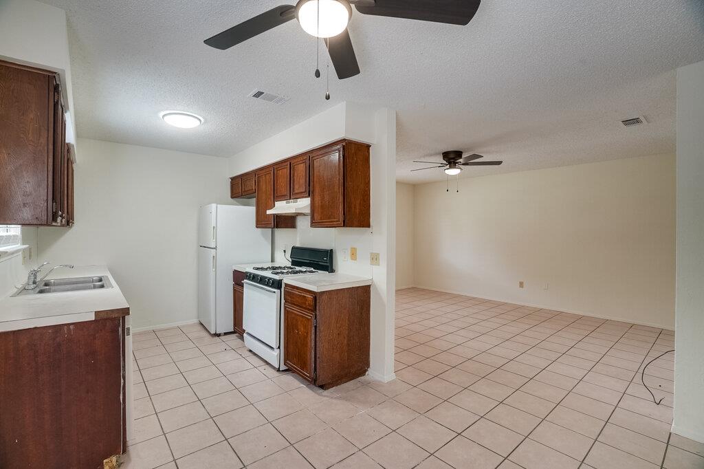 10310 Little Pebble Dr # B, Austin, TX 78758