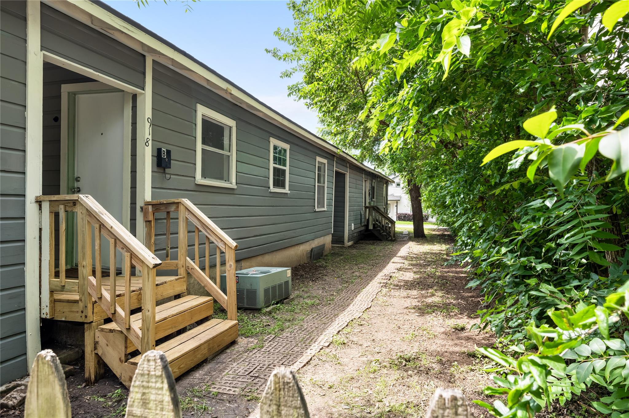 918 E 50th # B, Austin, TX 78751