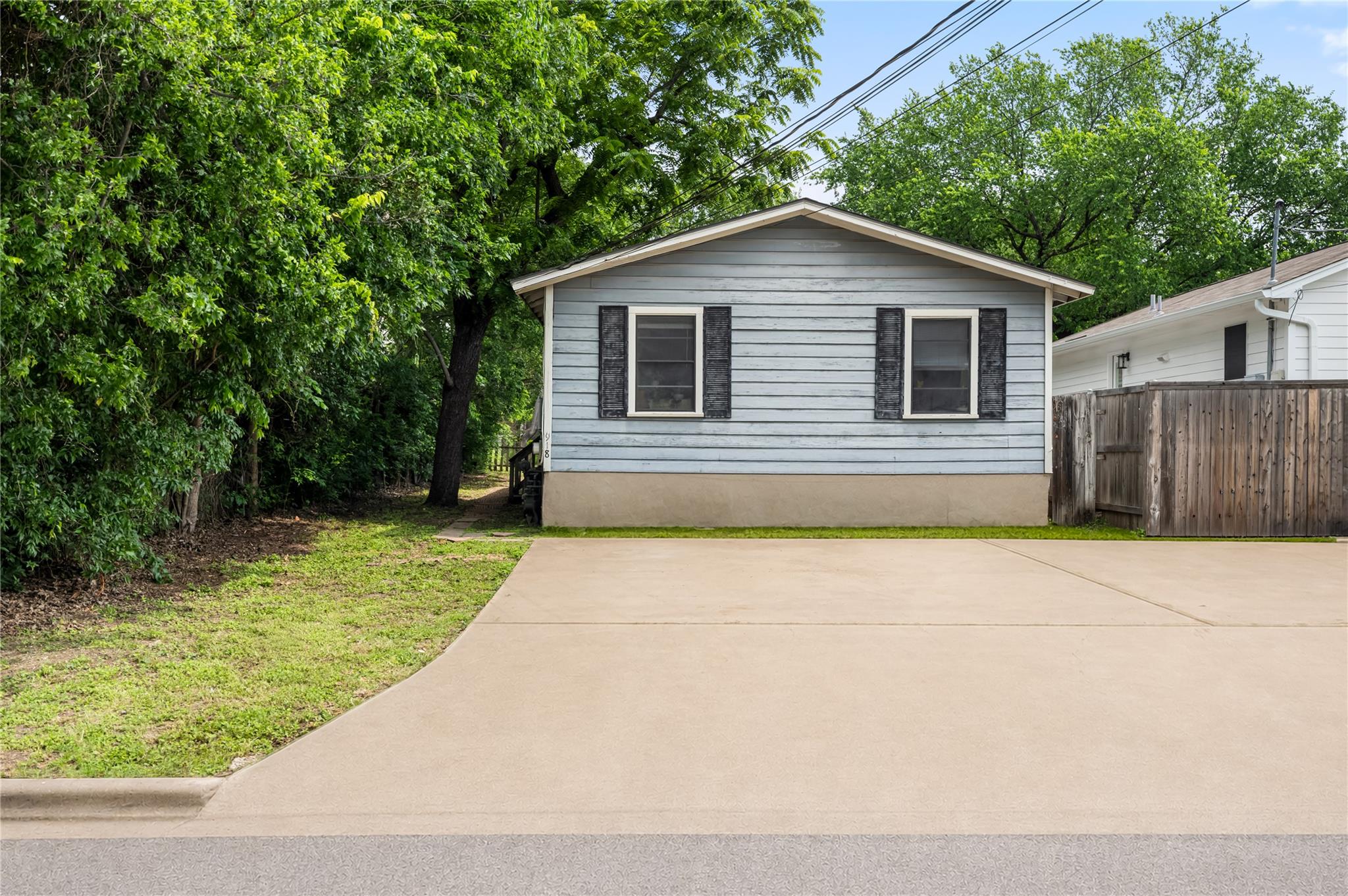 918 E 50th # B, Austin, TX 78751