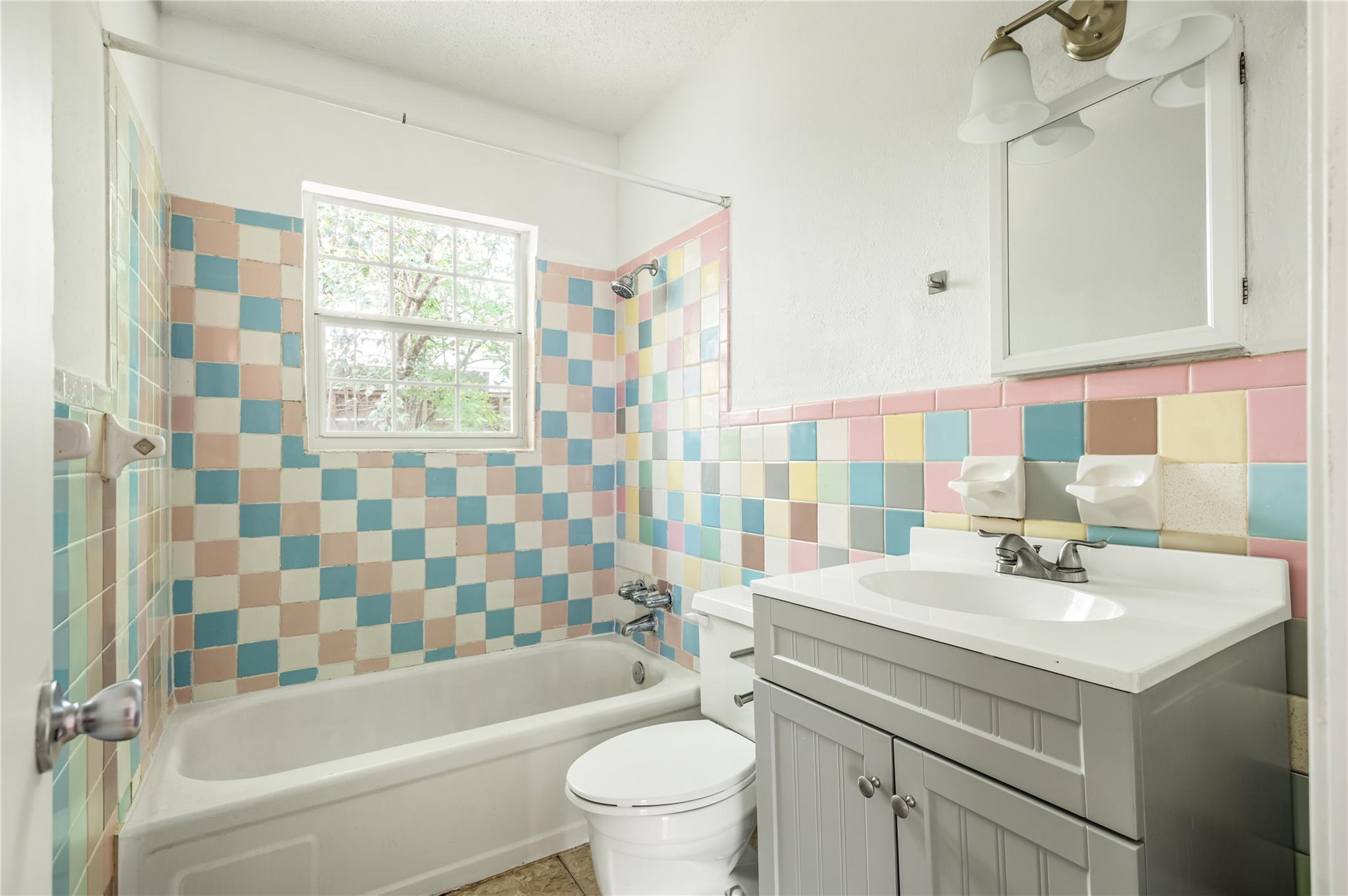 918 E 50th # B, Austin, TX 78751