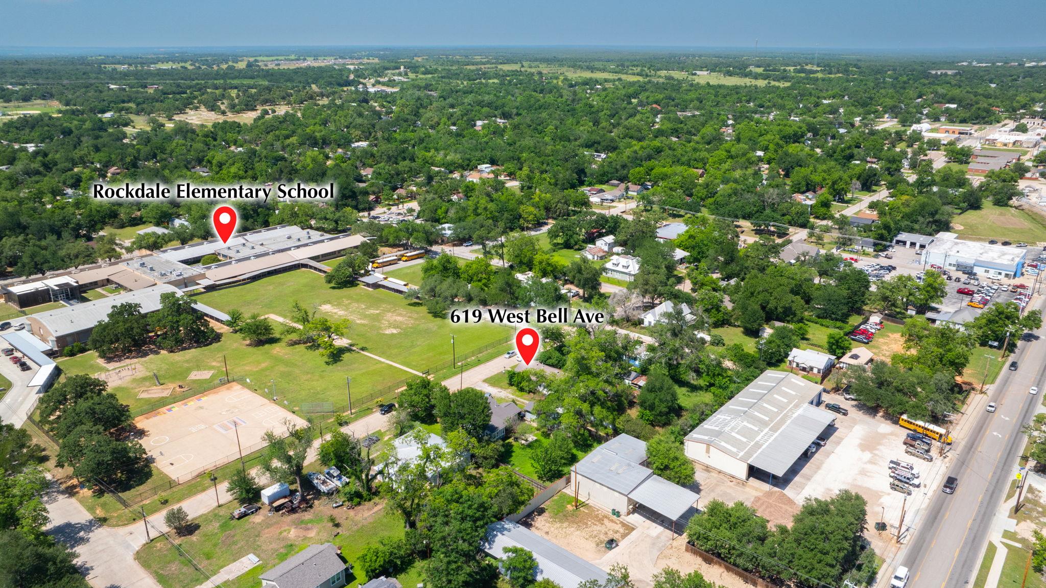 619 W Bell Ave, Rockdale, TX 76567