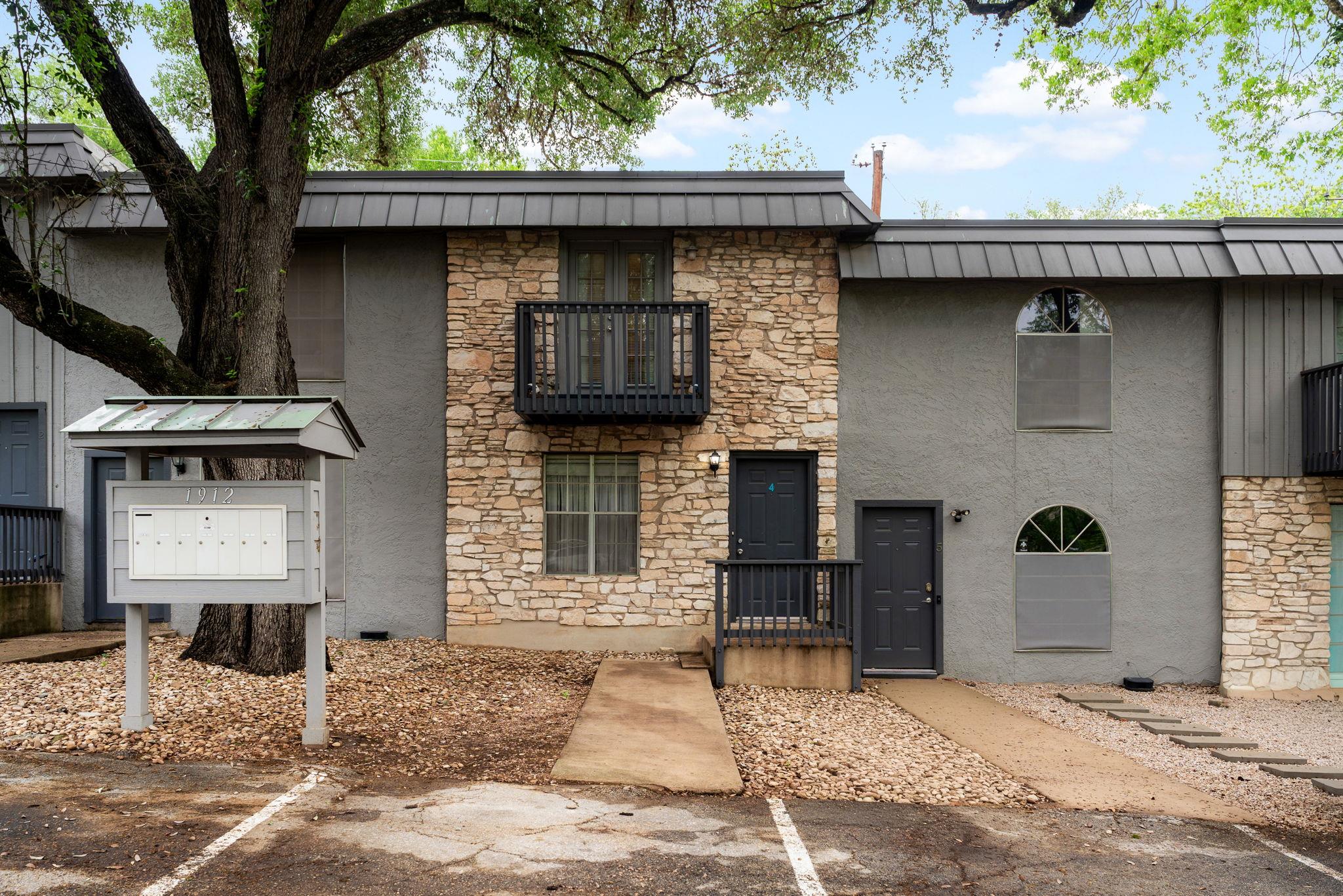 1912 Lightsey Rd # 4, Austin, TX 78704