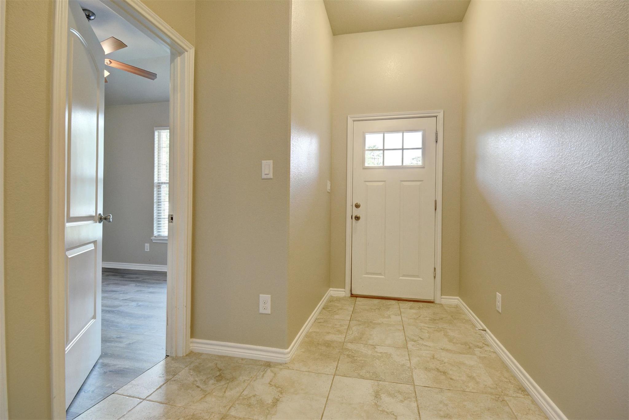 129 N Kaupo Dr # B, Bastrop, TX 78602