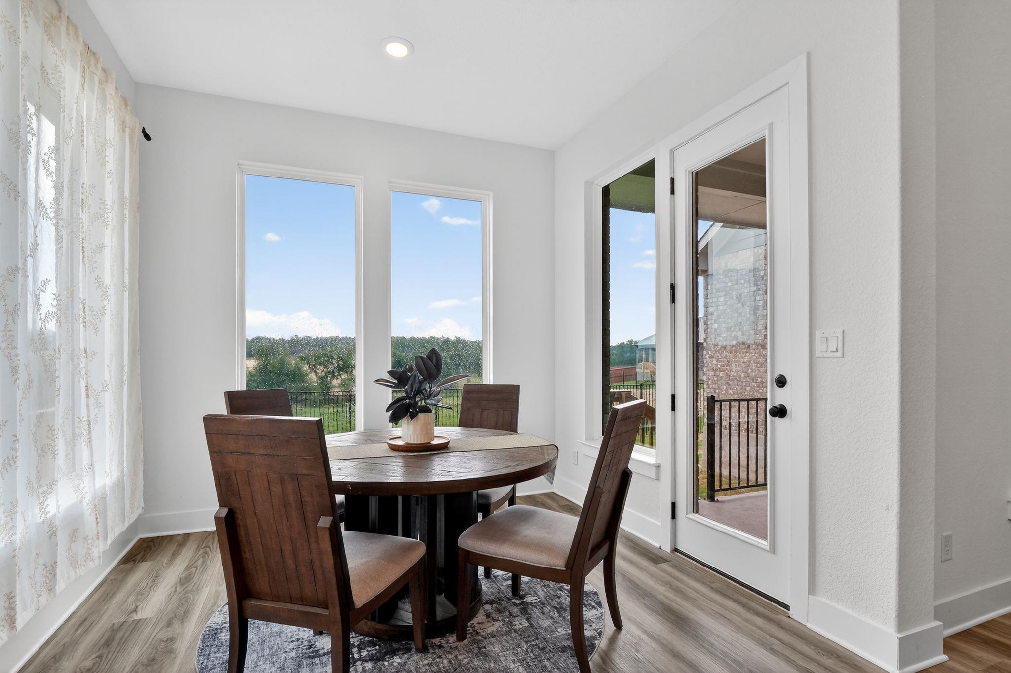 301 McMillian Dr, Liberty Hill, TX 78642