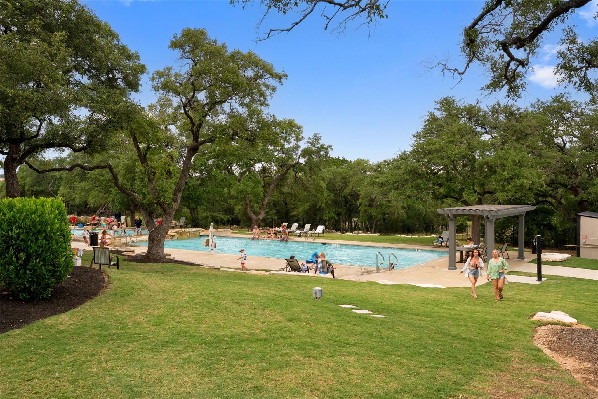 542 Running Bird Rd, Austin, TX 78737
