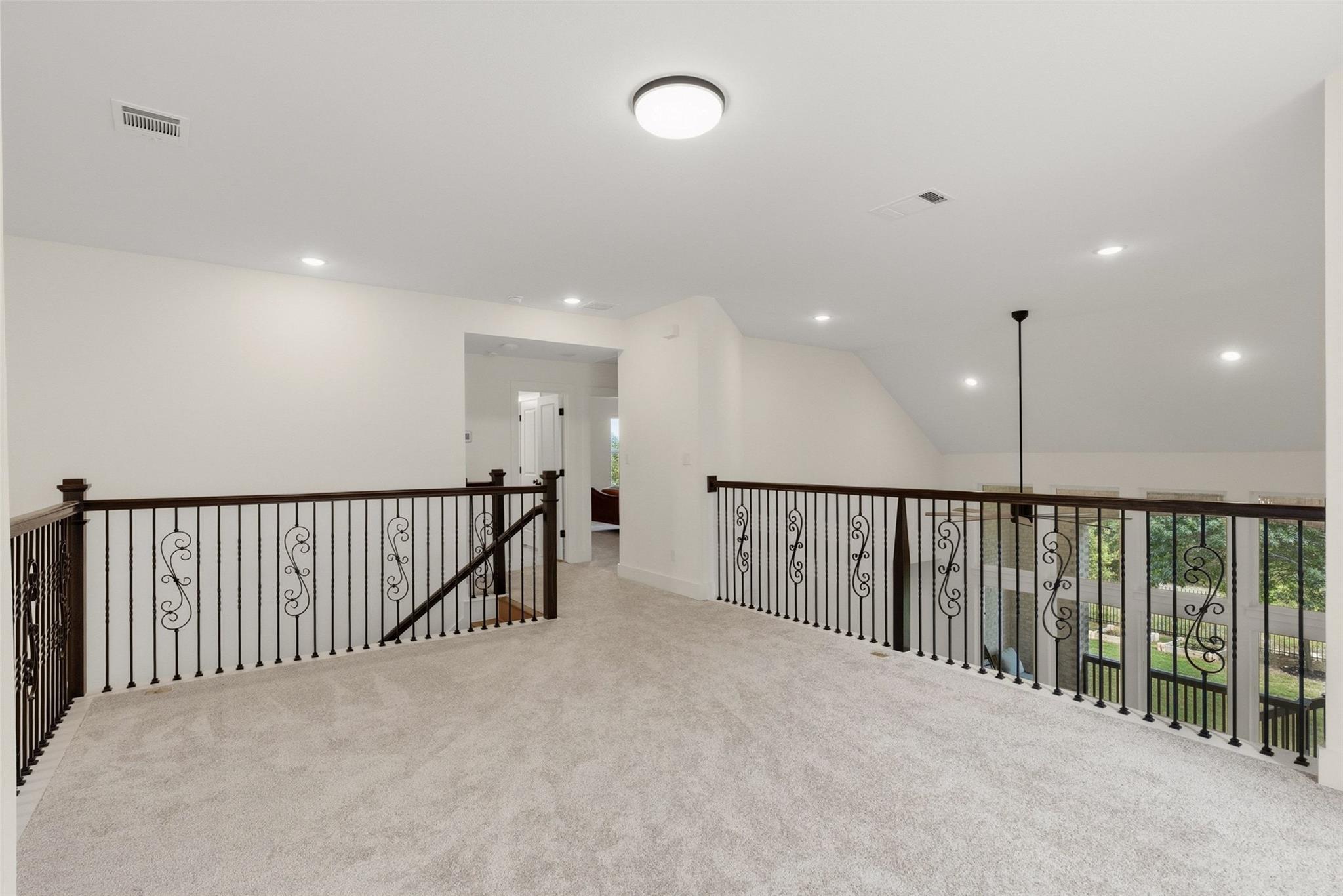 542 Running Bird Rd, Austin, TX 78737