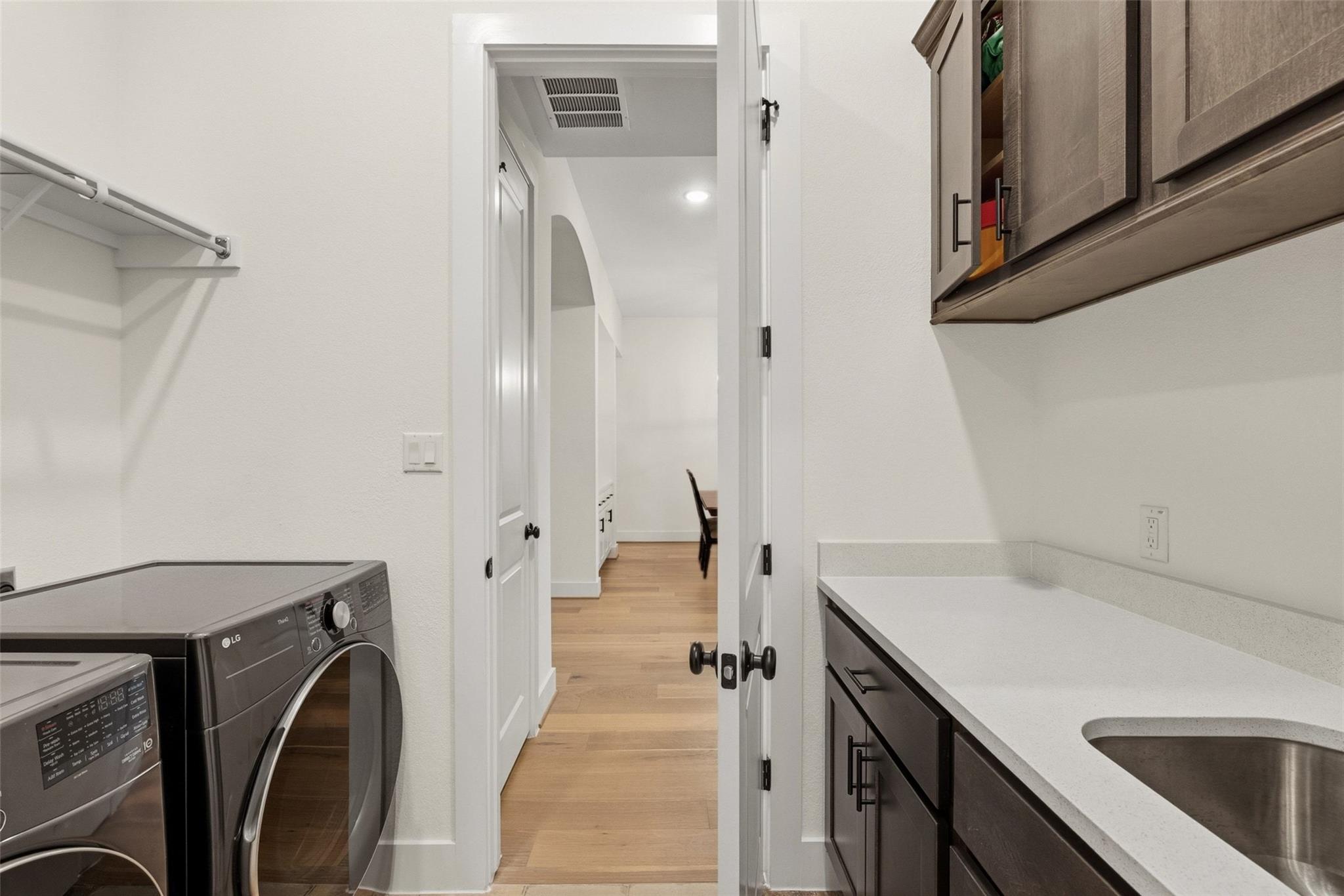 542 Running Bird Rd, Austin, TX 78737