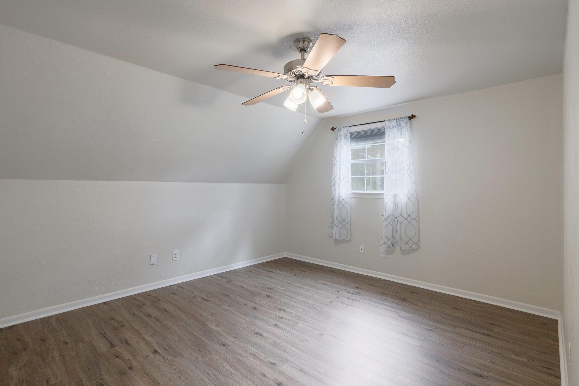 11603 Travis St, Jonestown, TX 78645