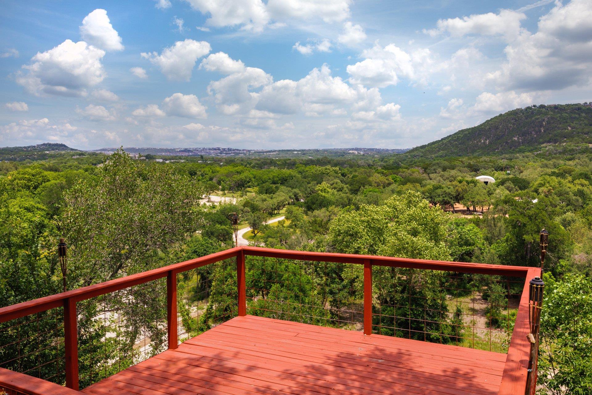 11603 Travis St, Jonestown, TX 78645