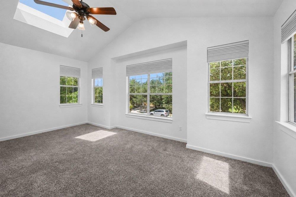 105 Farm House Rd, San Marcos, TX 78666