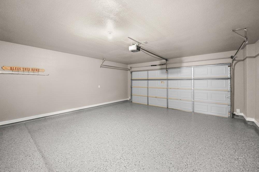 105 Farm House Rd, San Marcos, TX 78666
