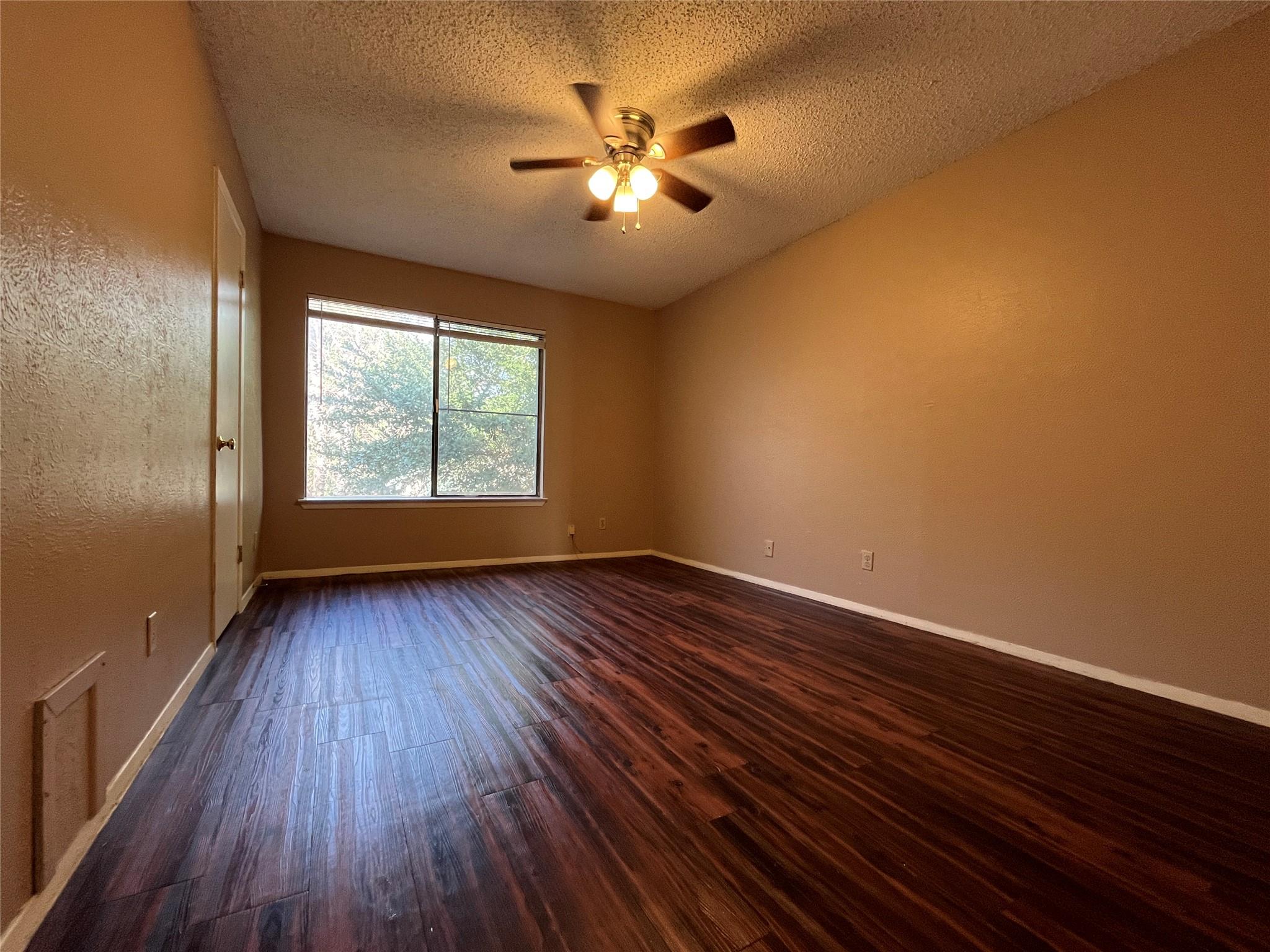 9510 Quail Village Ln, Austin, TX 78758